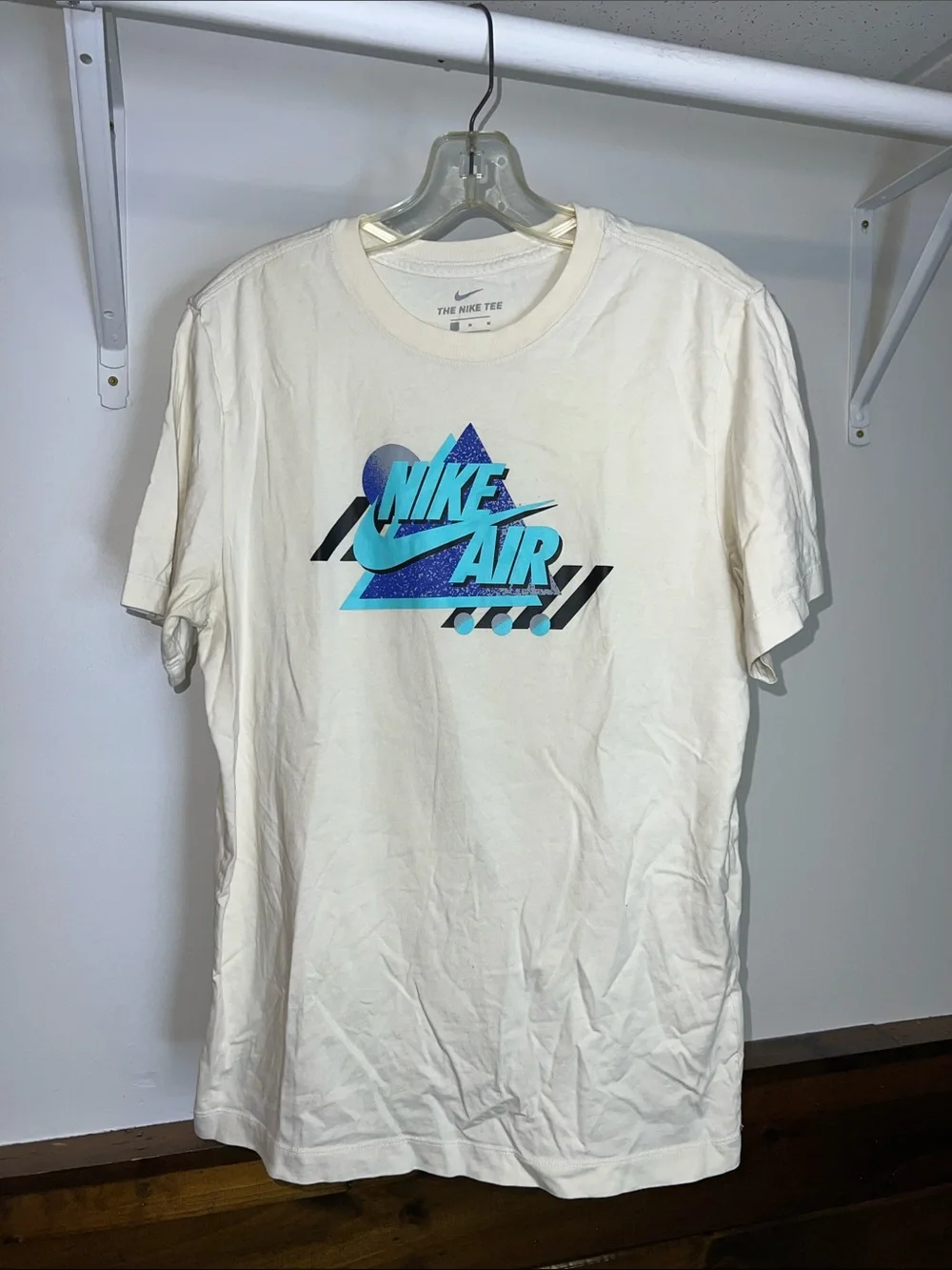 Nike‎ Men's Cream Tee with Blue Graphic Logo- M